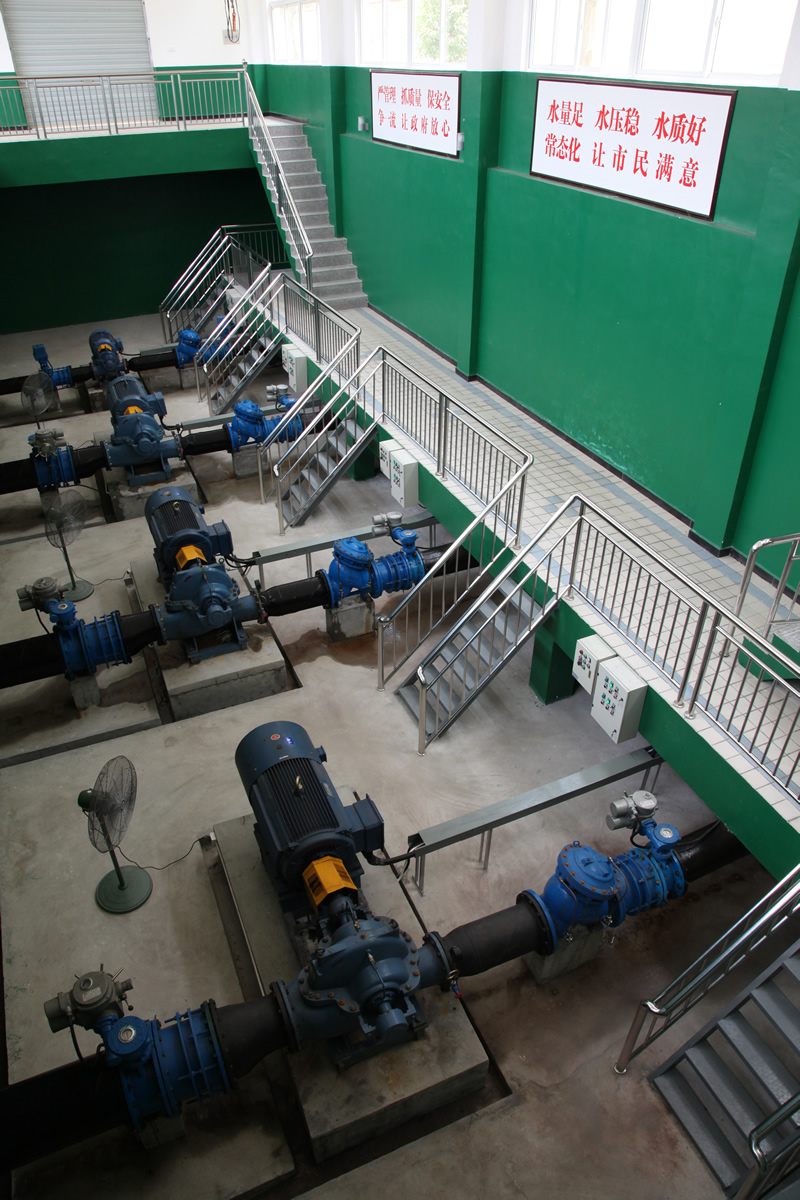 ��ˮ�����μ�ѹ�÷�